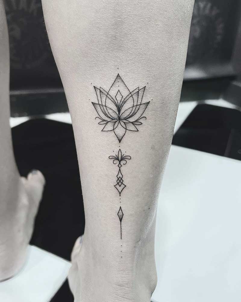 minimalist-lotus-tattoo-1