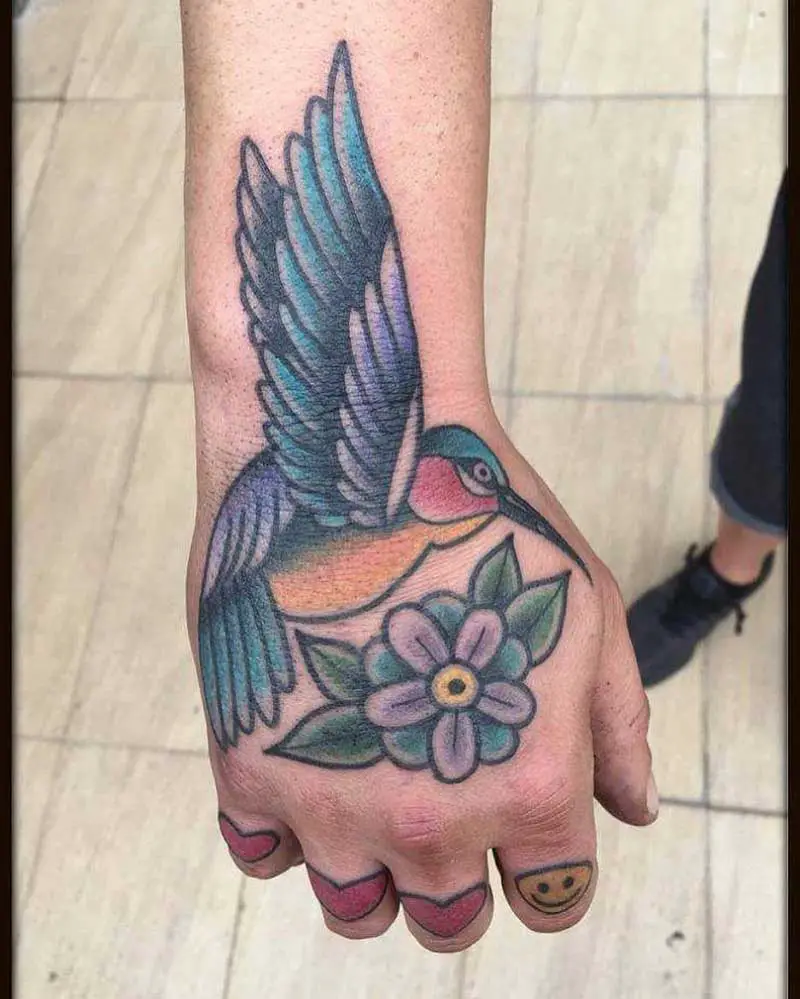 old-school-humming-bird-tattoos-1