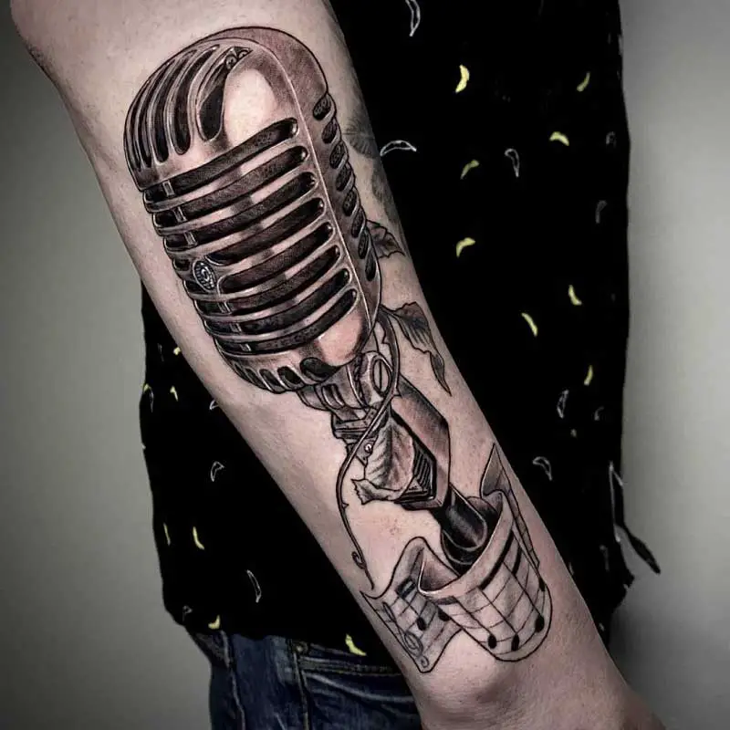 old-school-microphone-tattoo-2