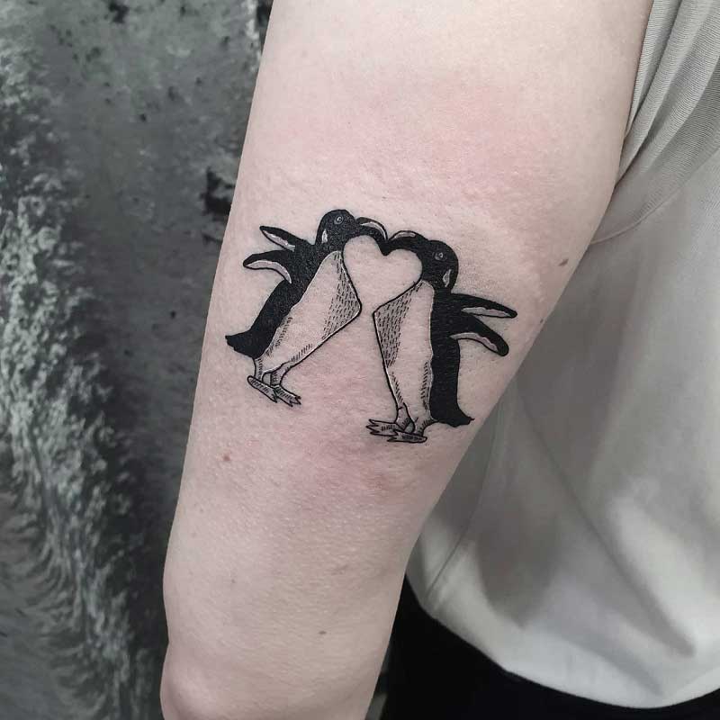 penguin-heart-tattoo-1