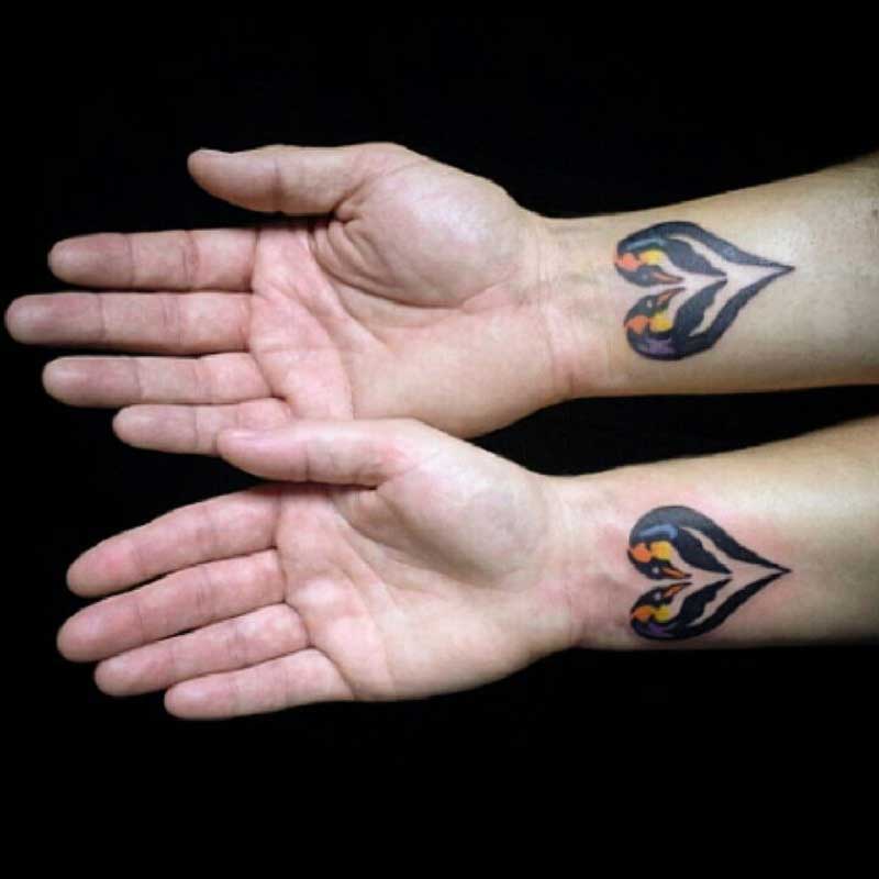 penguin-heart-tattoo-3