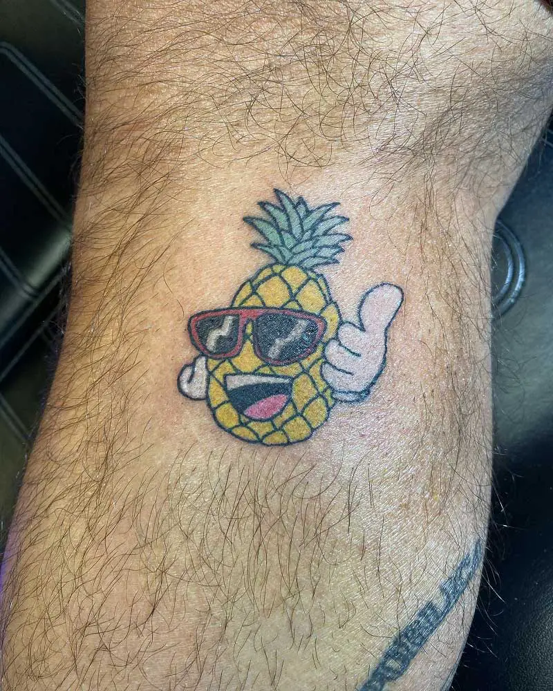 pineapple-flash-tattoo-1