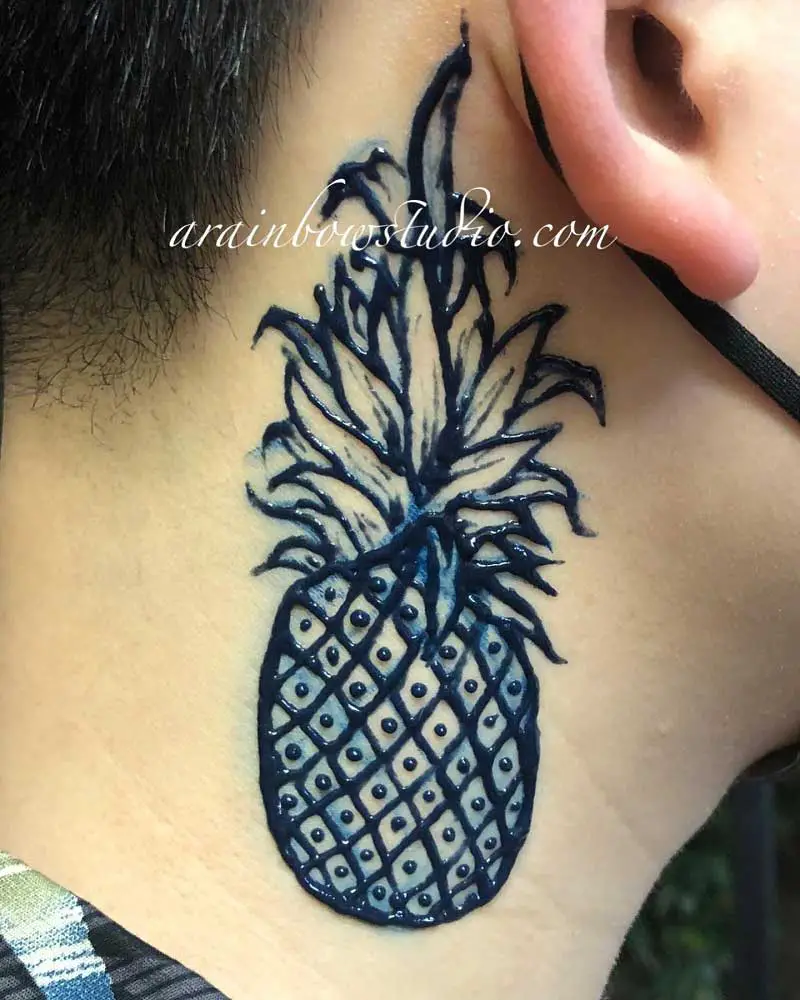 pineapple-neck-tattoo-1