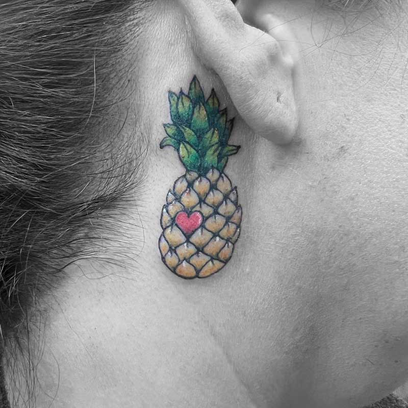 pineapple-neck-tattoo-3