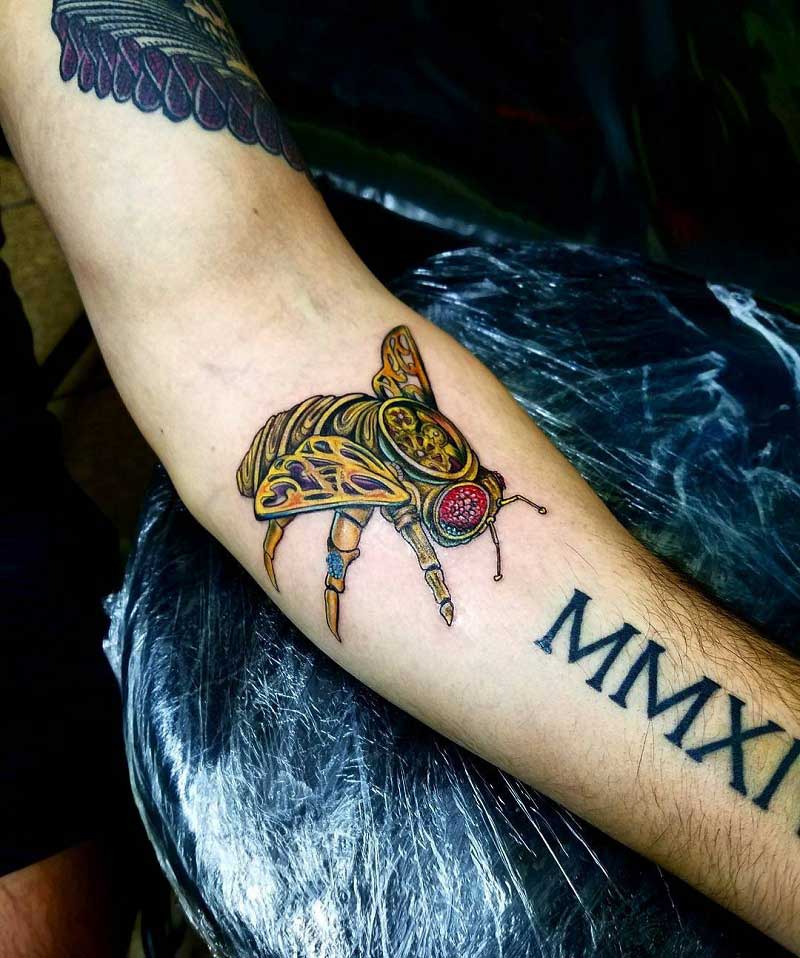 queen-bee-gang-tattoo-3