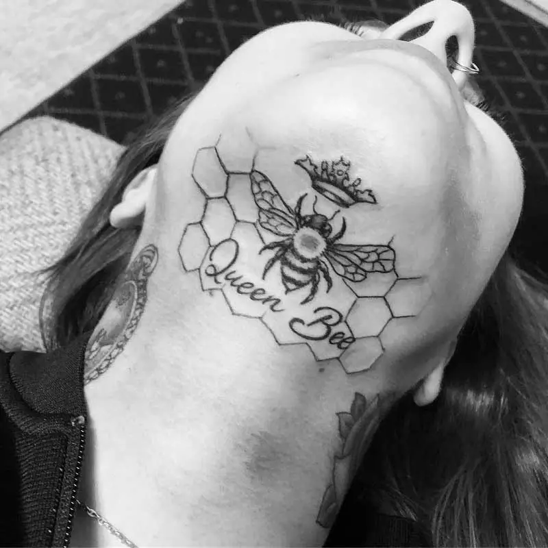 queen-bee-neck-tattoo--1