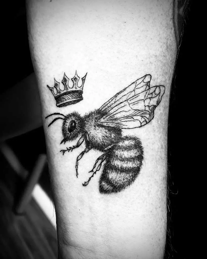 queen-bee-rules-tattoo--1