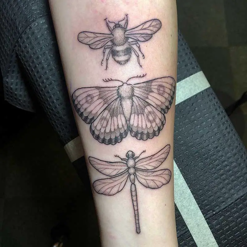 queen-honey-bee-tattoo-3