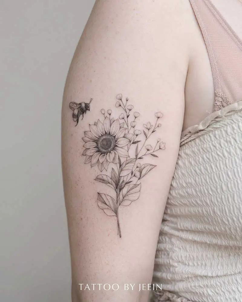 queen-honey-bee-tattoo--3