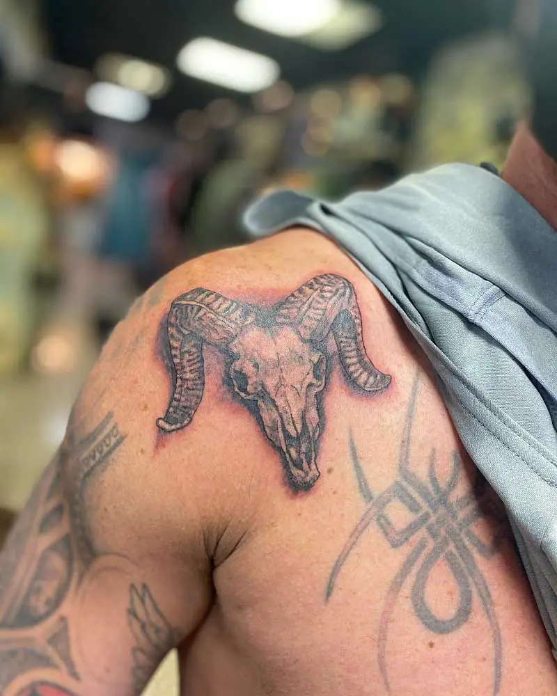 ram-shoulder-tattoo-3