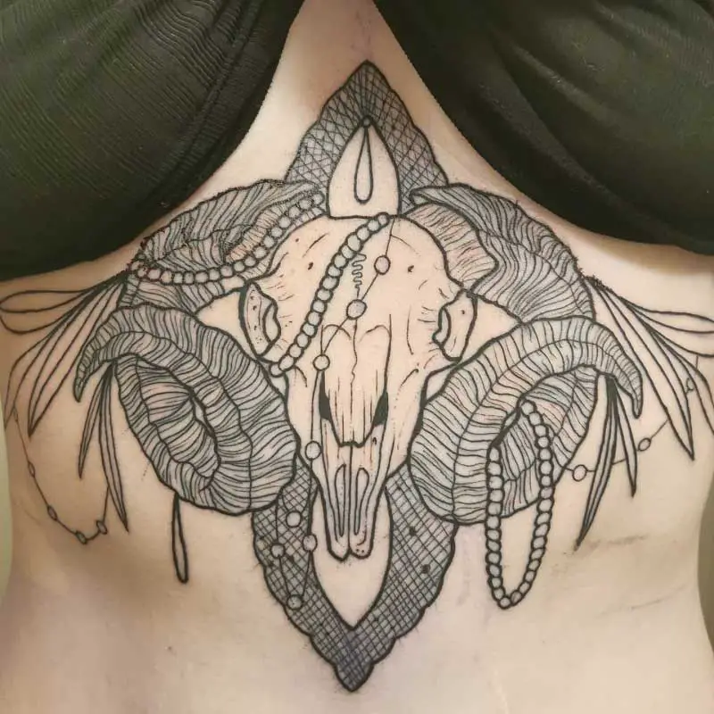 ram-skull-sternum-tattoo-3