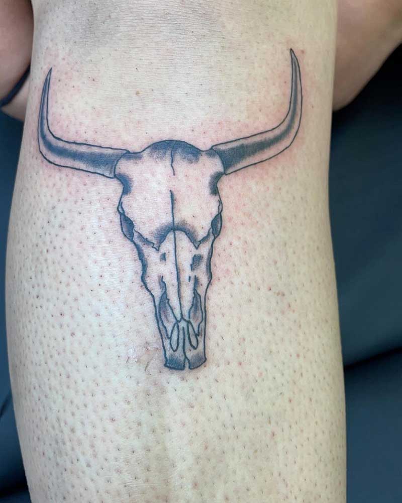 realistic-bull-skull-tattoo-3