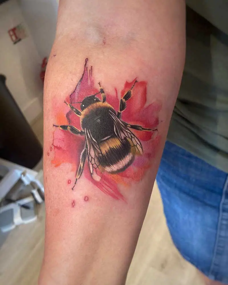 BUMBLEBEE TATTOO PROCESS  YouTube