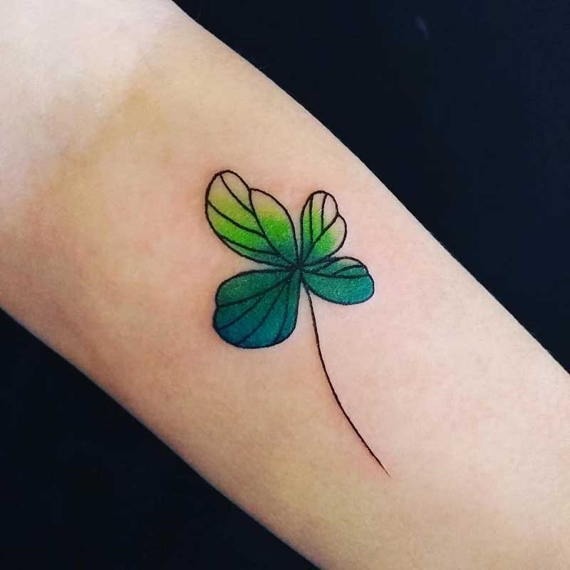 shamrock-hand-tattoo-3