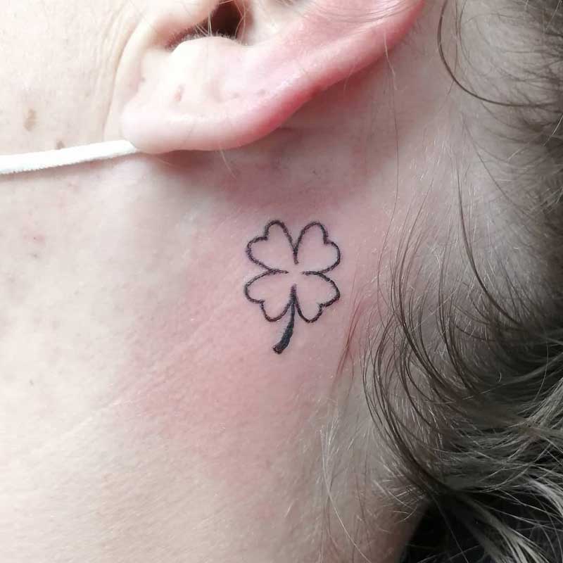 shamrock-neck-tattoo-1