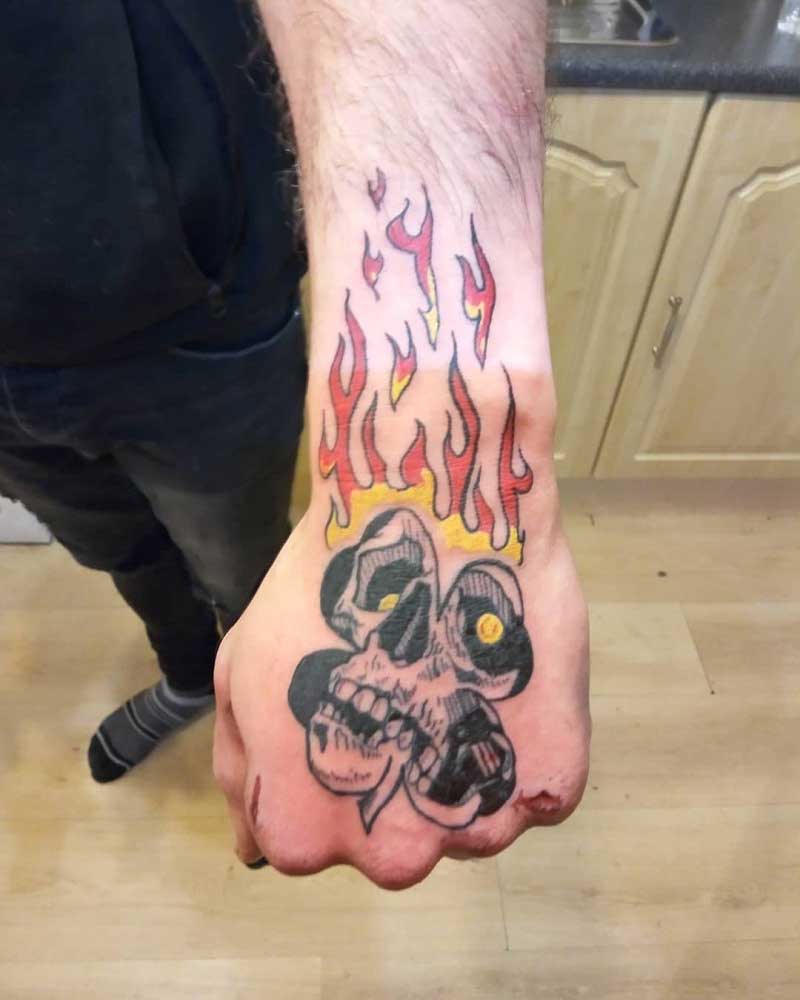 shamrock-skull-tattoo-2