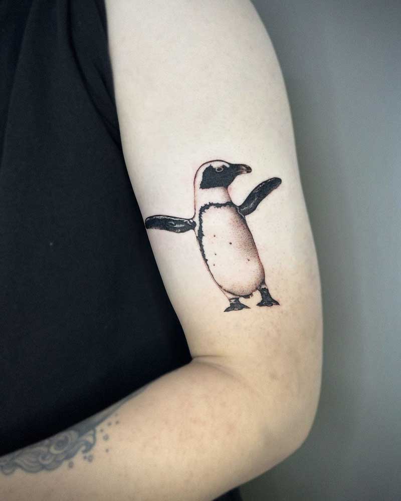 simple-penguin-tattoo-1