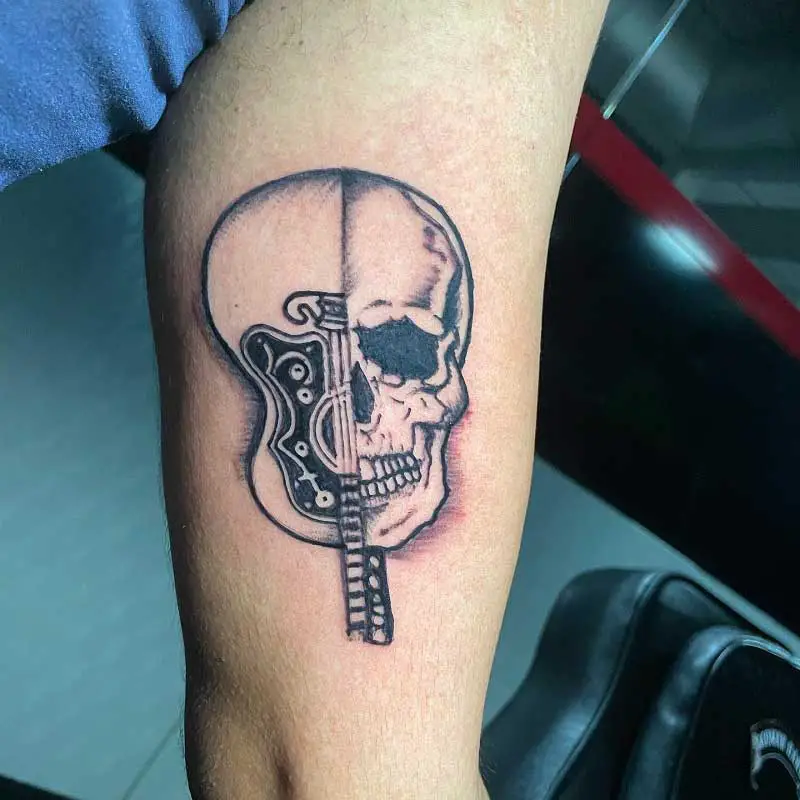 skull-guitar-tattoo-2