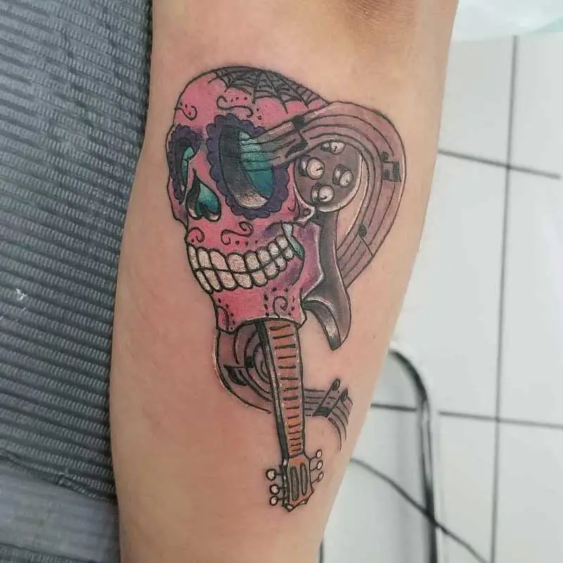 skull-guitar-tattoo-3