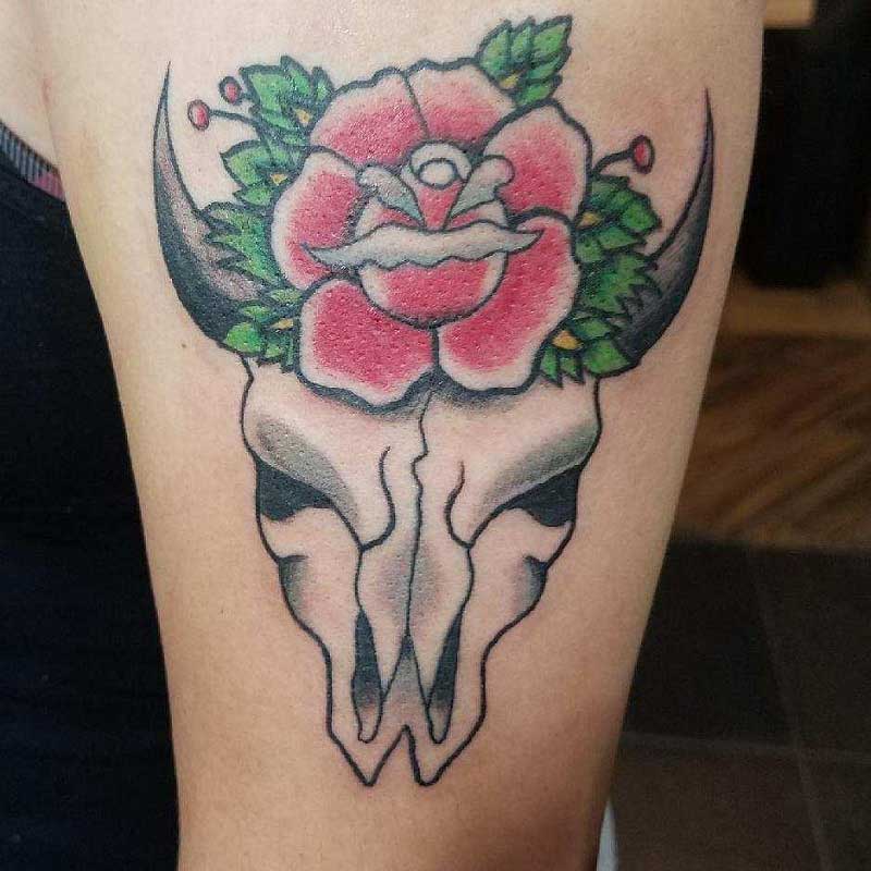 traditional-bull-skull-tattoo-3