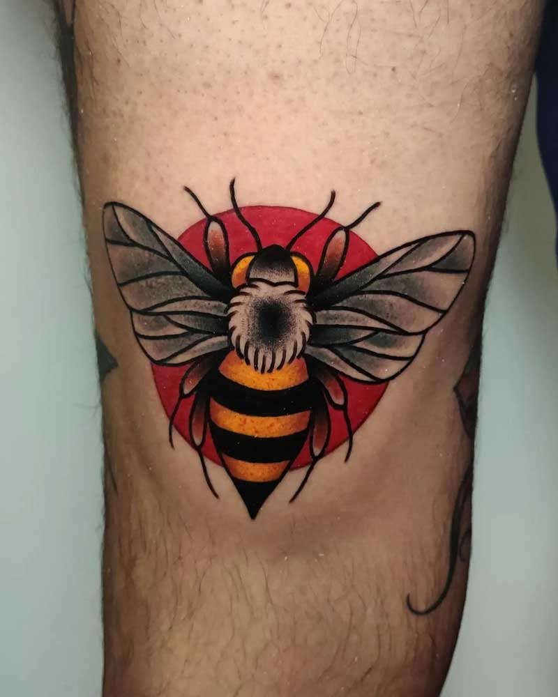 traditional-queen-bee-tattoo-2
