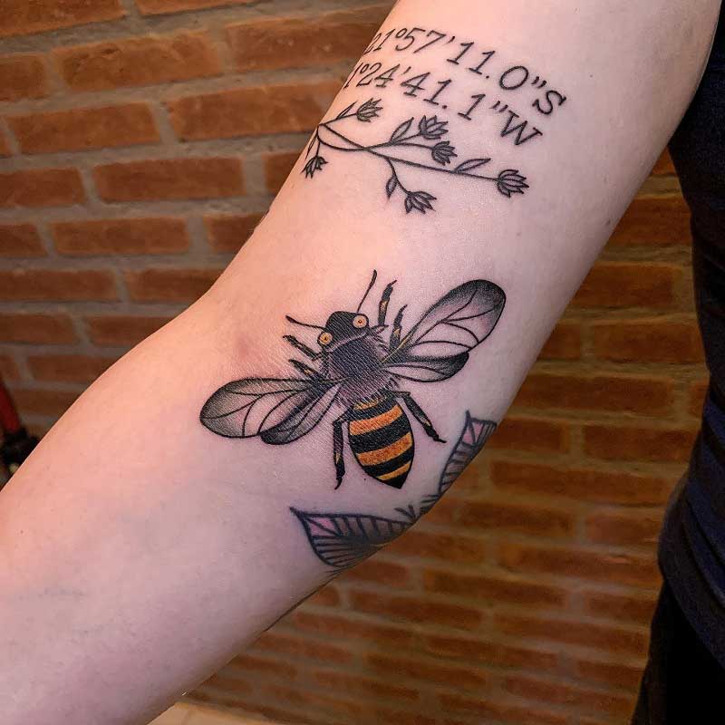 traditional-queen-bee-tattoo-4