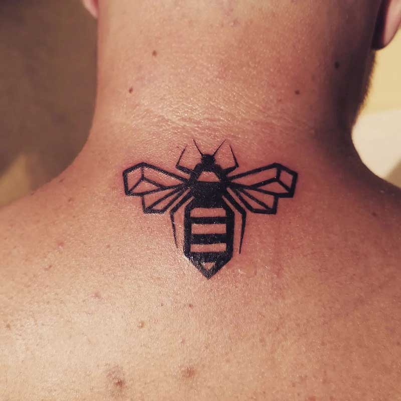 tribal-bumble-bee-tattoo-2