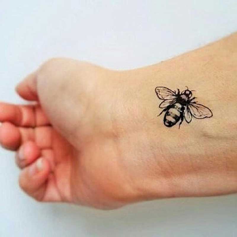 vintage-bumble-bee-tattoo-2