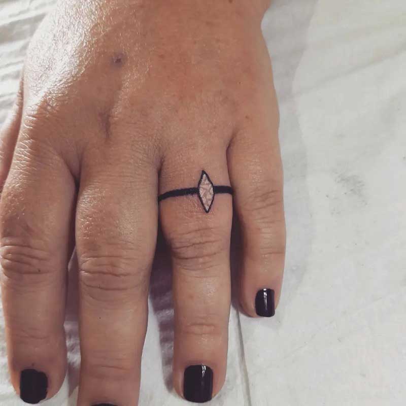 wedding-ring-finger-tattoo--1