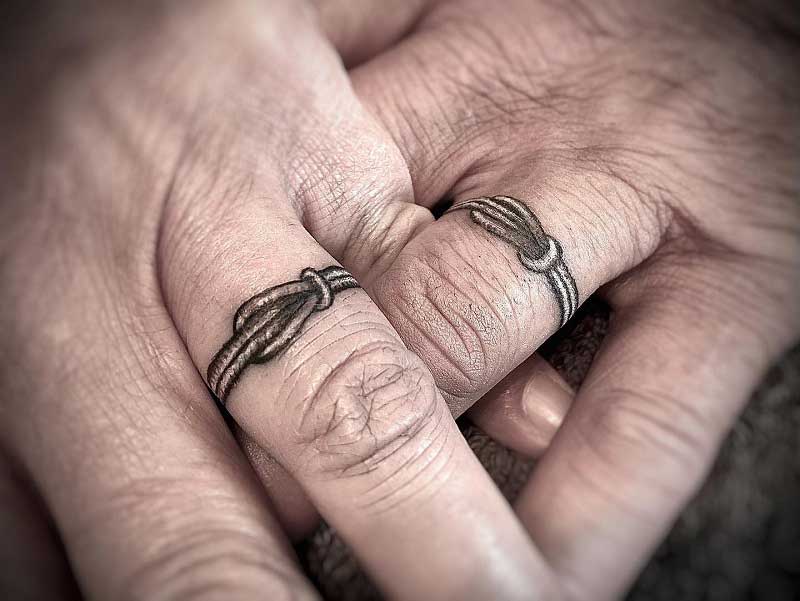 wedding-ring-finger-tattoo--3