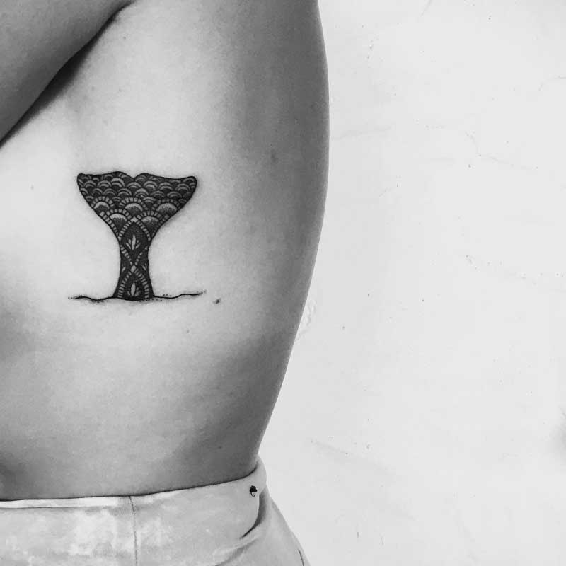 whale-fin-tattoo-2