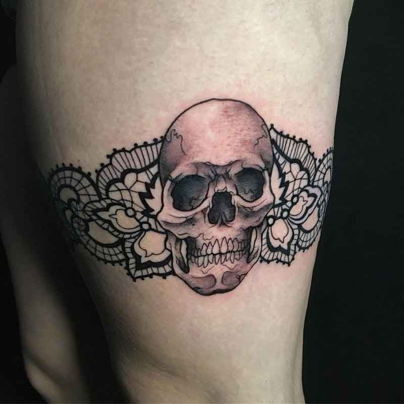 Skull Garter Belt Tattoo 2