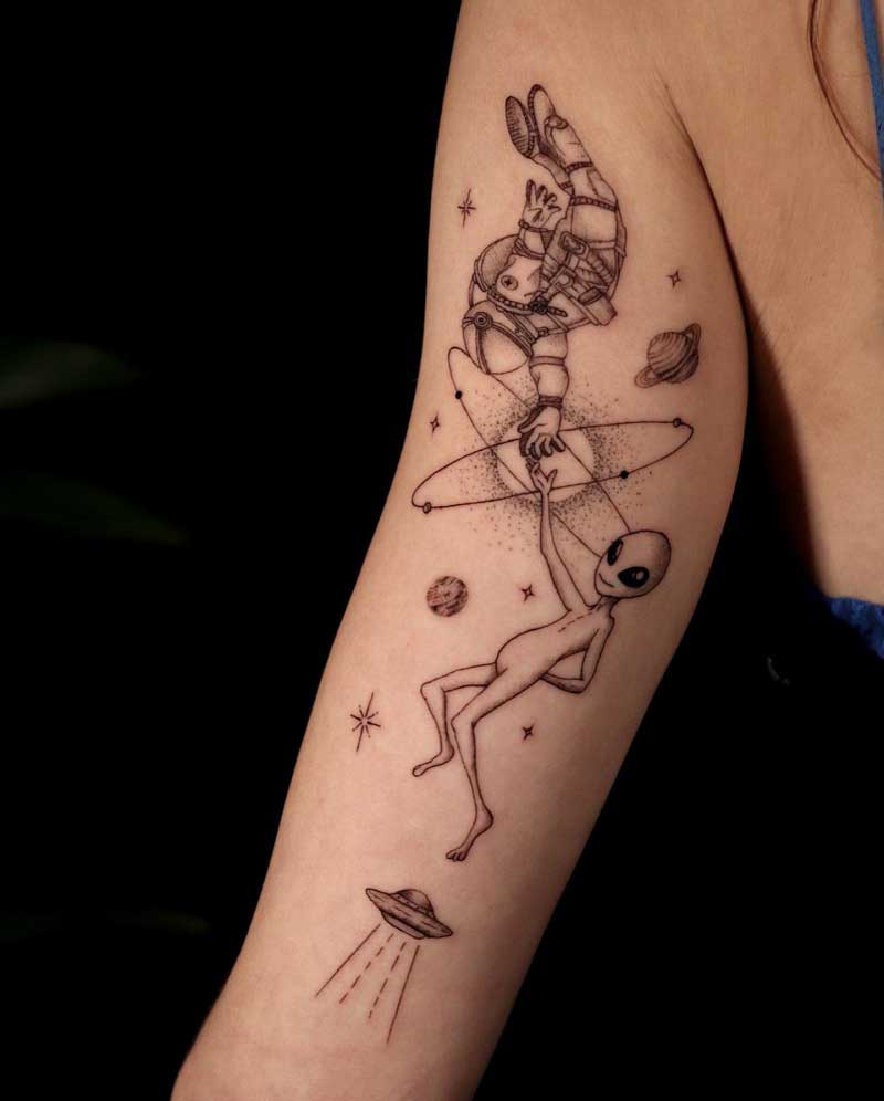 alien-astronaut-tattoo-1