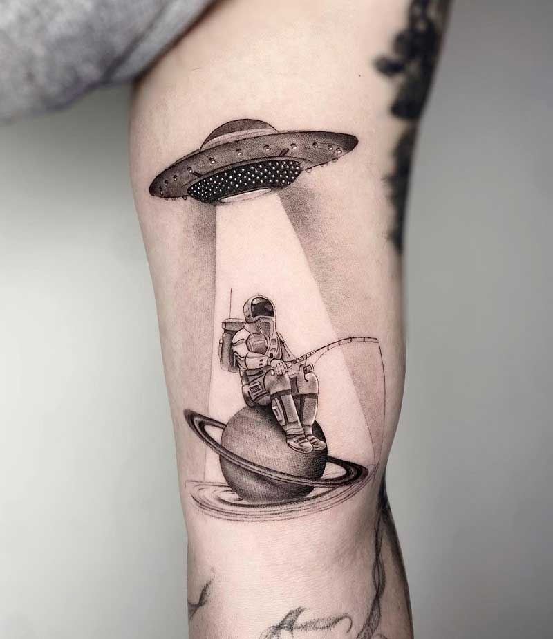 alien-astronaut-tattoo-2