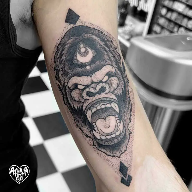 angry-gorilla-tattoo-2