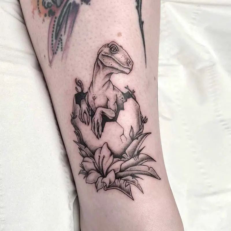 arlo-dinosaur-tattoo-2