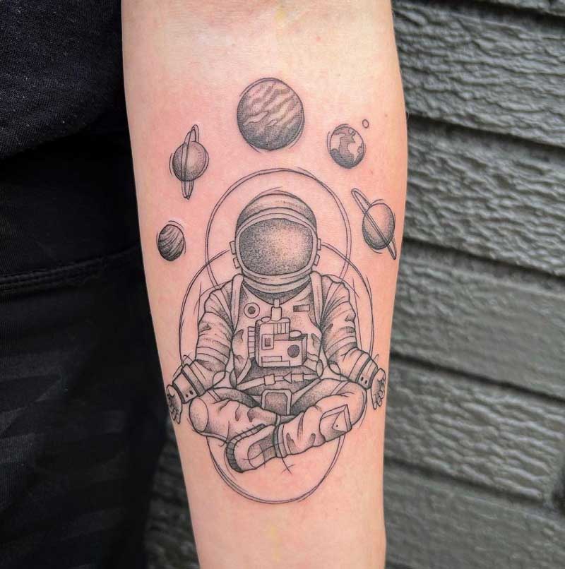 astronaut-forearm-tattoo-1
