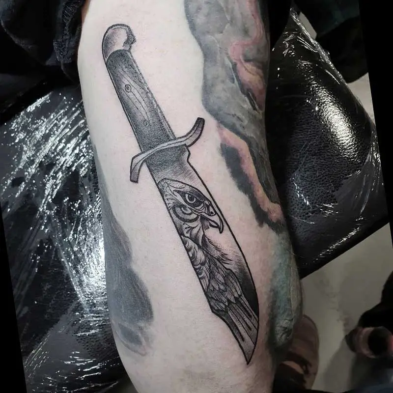 bowie-knife-tattoo-2