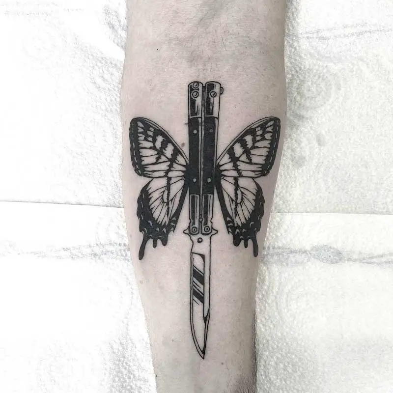 butterfly-knife-tattoo-1