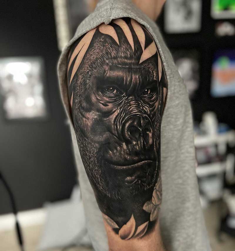 calm-gorilla-tattoo-1
