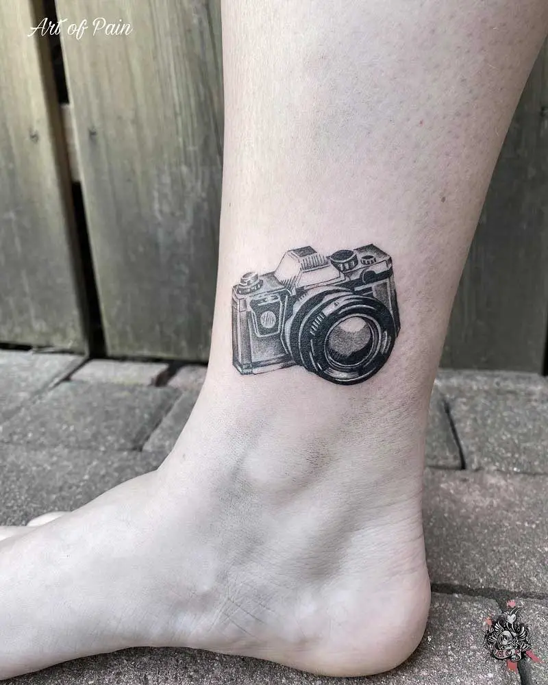 camera-minimalist-tattoo-3