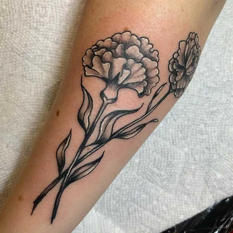 carnation-capricorn-tattoo-3