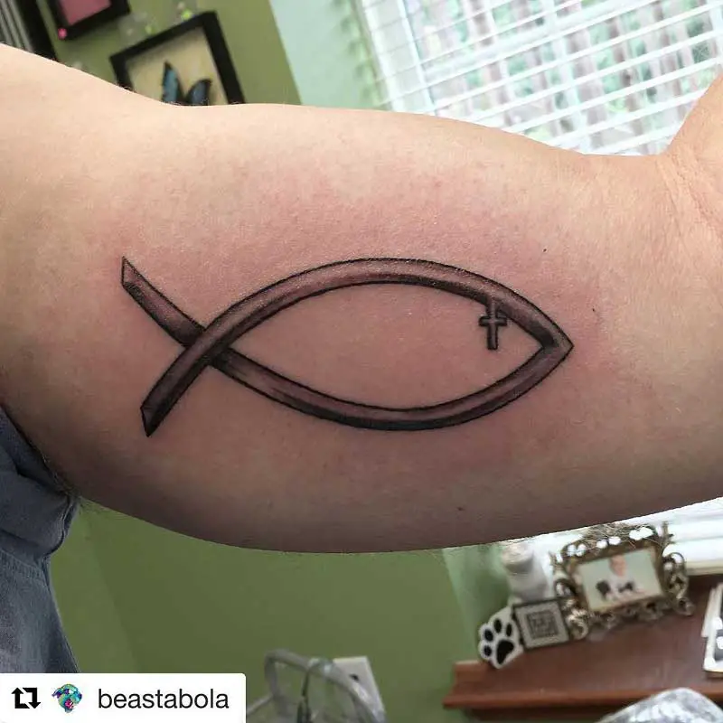 christian-fish-tattoo-1