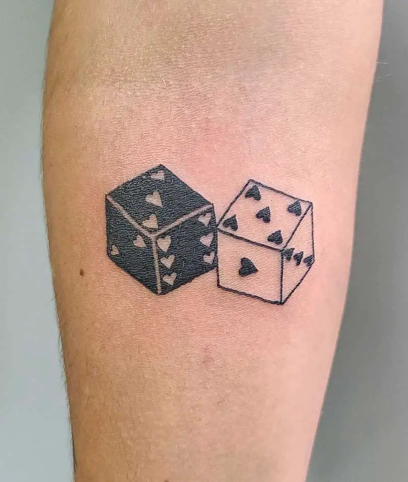 cool-dice-tattoos-3