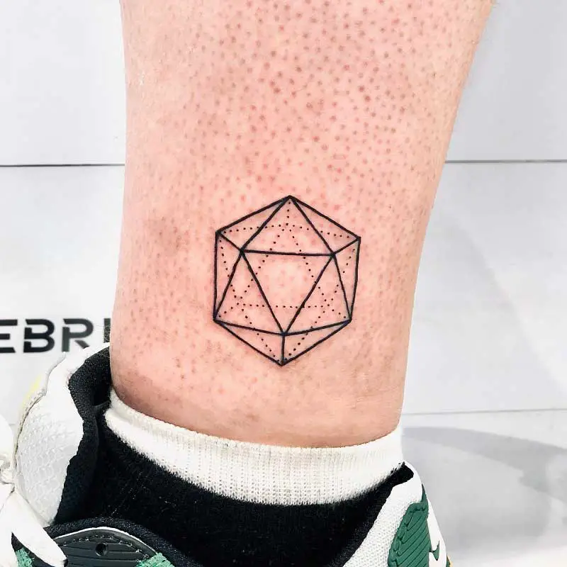 d20-dice-tattoo-1