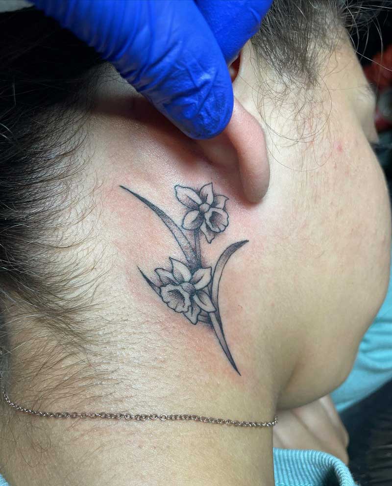 daffodil-ear-tattoo-2