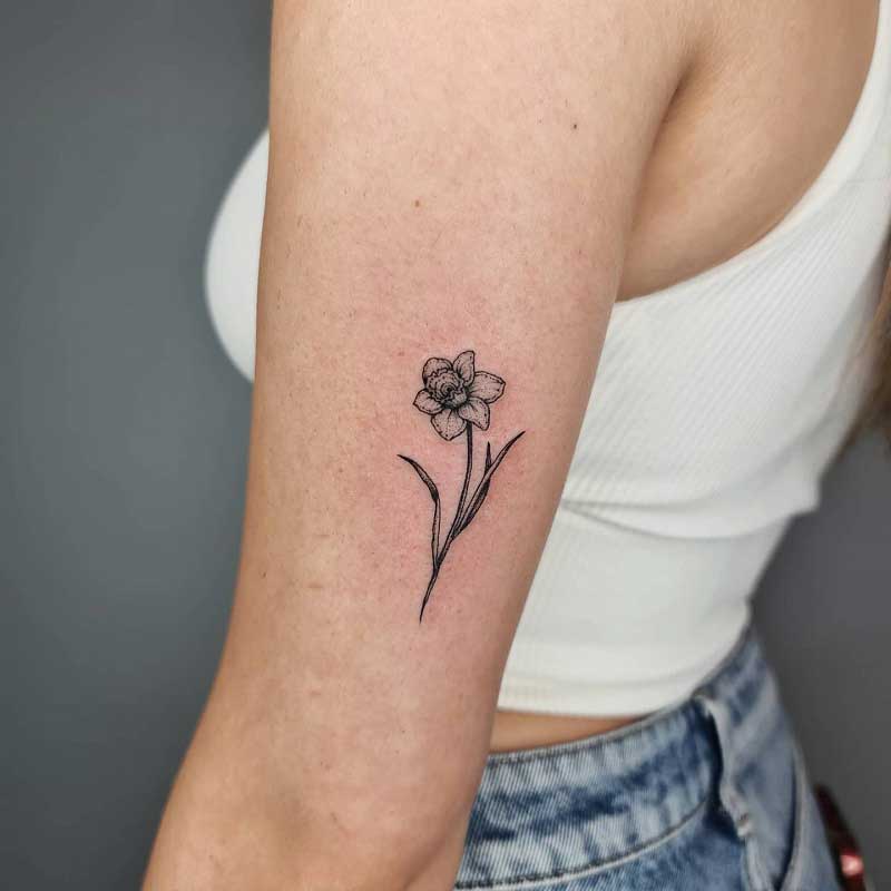 daffodil-minimalist-tattoo-3