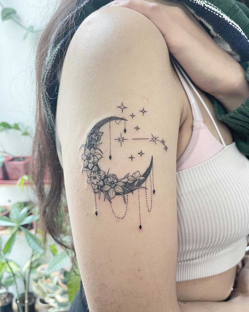 daffodil-moon-tattoo-2