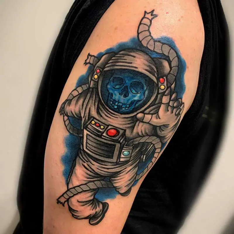 dead-astronaut-tattoo-1