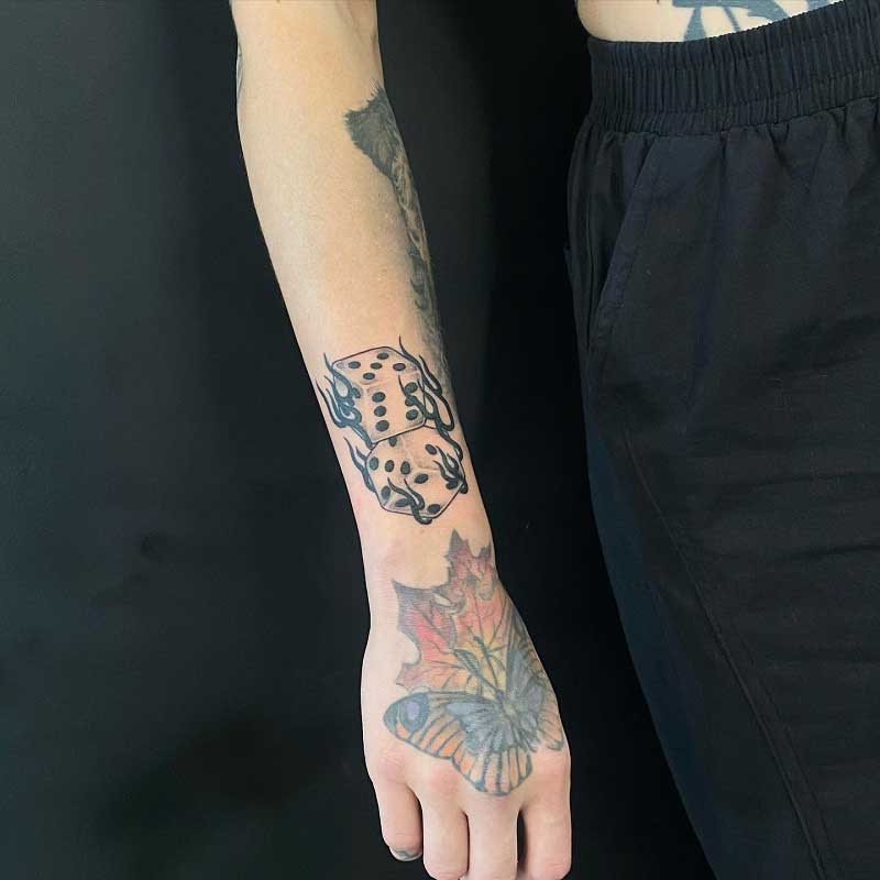 dice-hand-tattoo-2